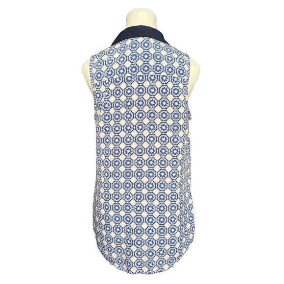 Forever 21 Nay Blue Printed Button Down Shirt - Picture 4 of 7